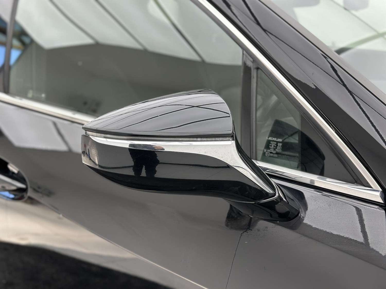 Used Lexus UX 2022 for sale - 76700534: Photo 54