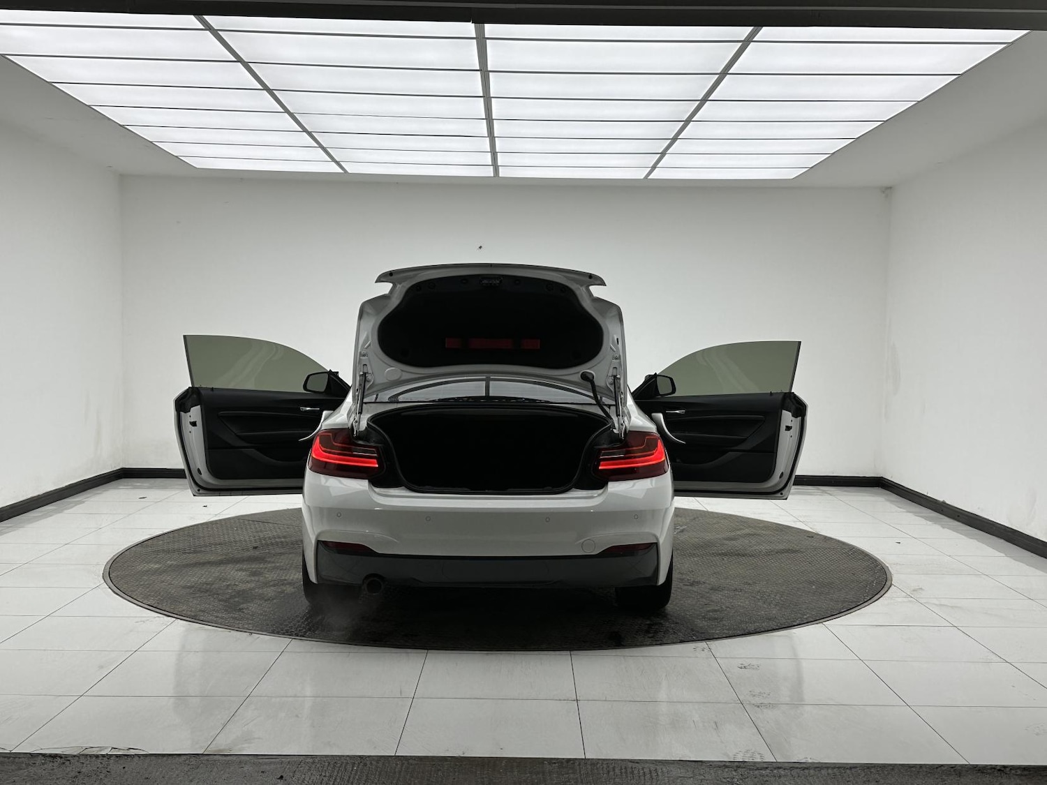 Used BMW 2 Series 2015 for sale - 77342970: Photo 12