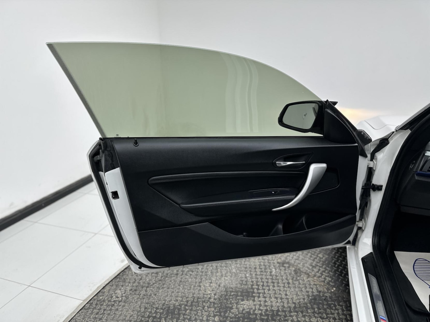 Used BMW 2 Series 2015 for sale - 77342970: Photo 22