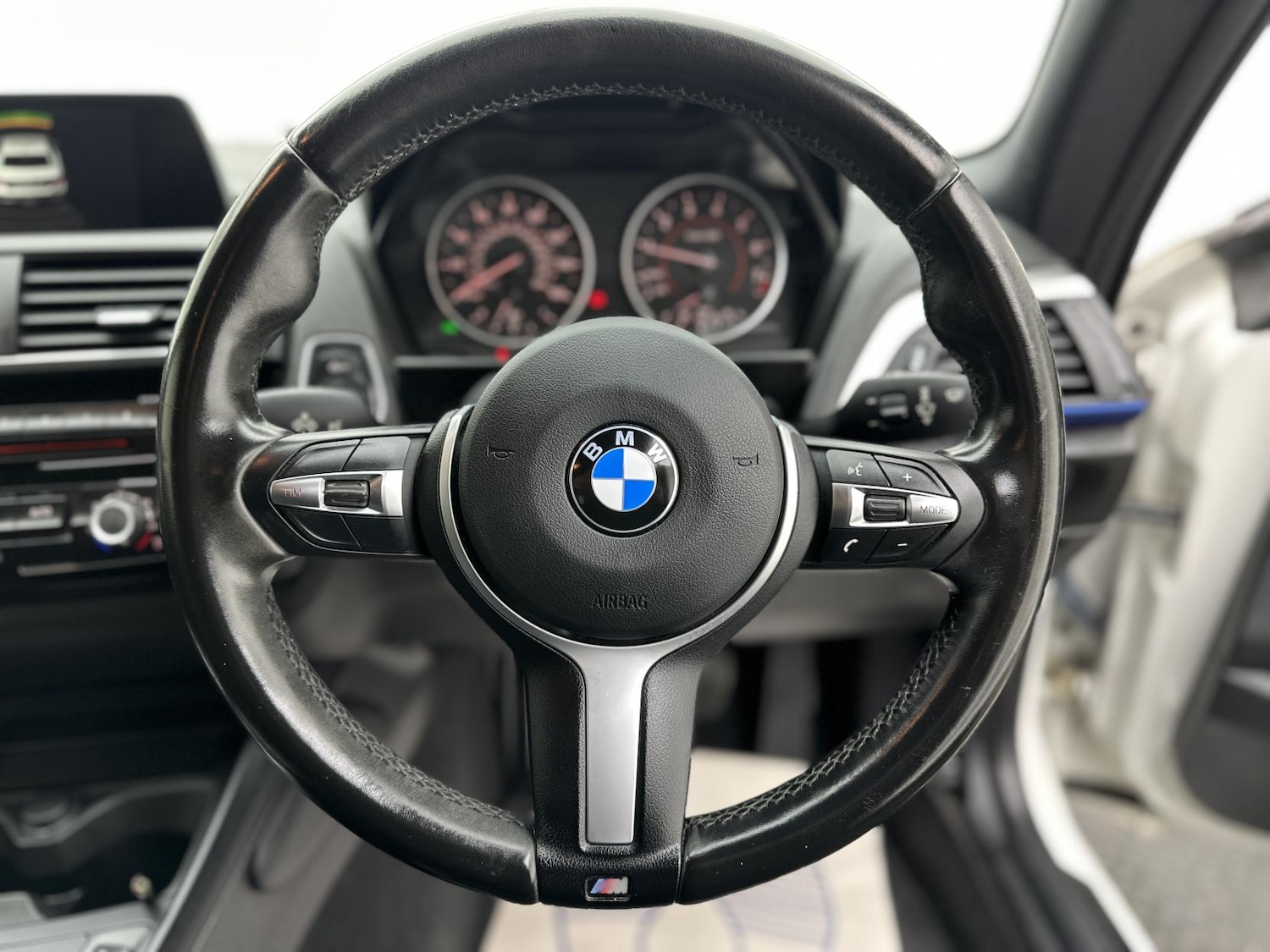 Used BMW 2 Series 2015 for sale - 77342970: Photo 24