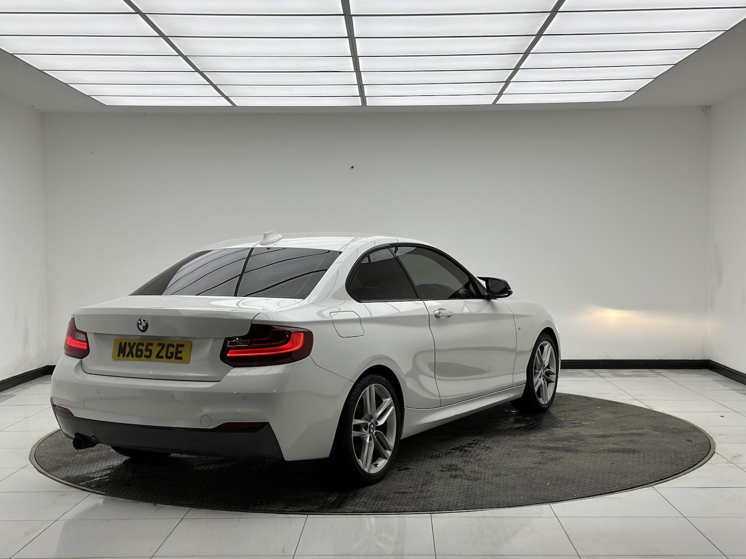 Used BMW 2 Series 2015 for sale - 77342970: Photo 6