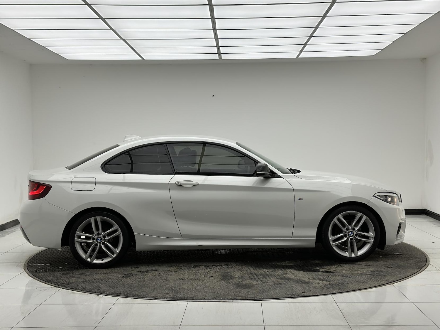 Used BMW 2 Series 2015 for sale - 77342970: Photo 7