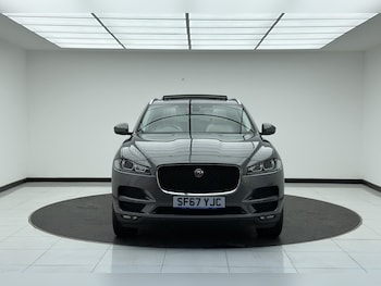 Used Jaguar F-Pace 2017 for sale - 78748419: Photo