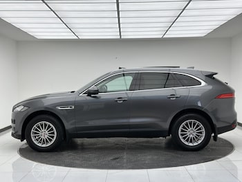 Used Jaguar F-Pace 2017 for sale - 78748419: Photo