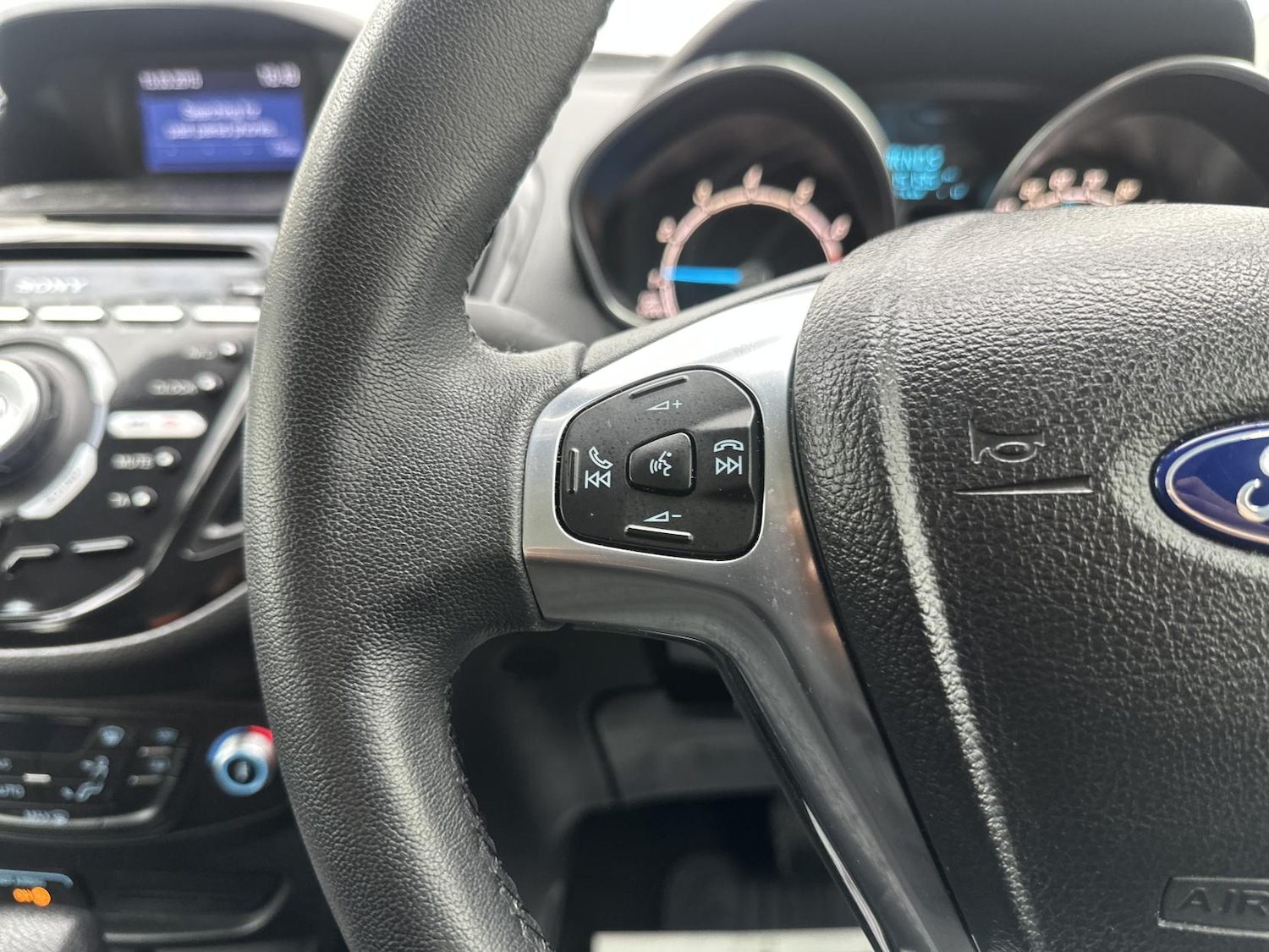 Used Ford B-MAX 2015 for sale - 78099750: Photo 32