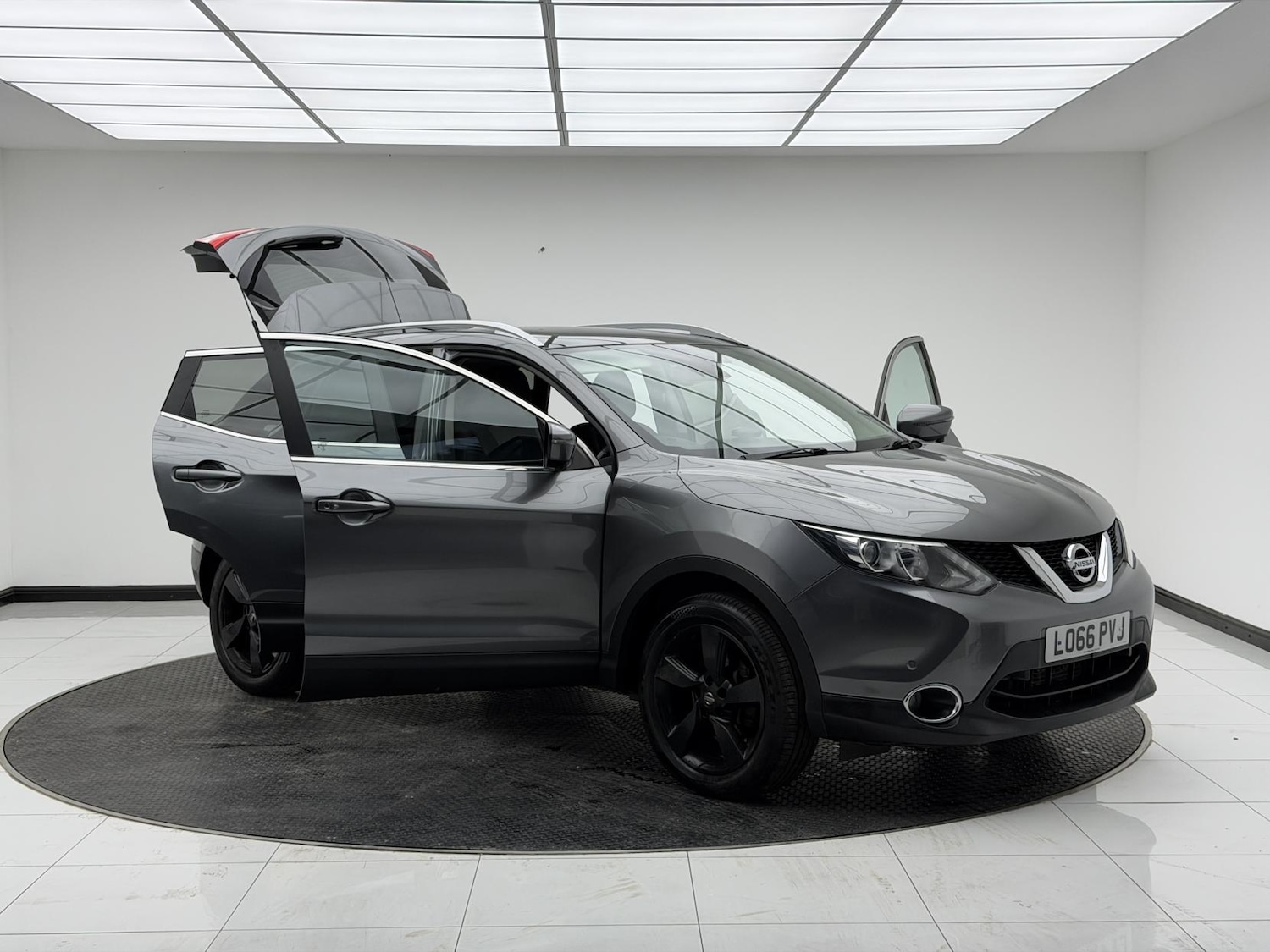 Used Nissan Qashqai 2016 for sale - 76709816: Photo 15