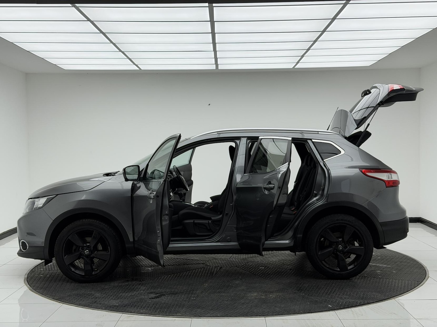 Used Nissan Qashqai 2016 for sale - 76709816: Photo 18