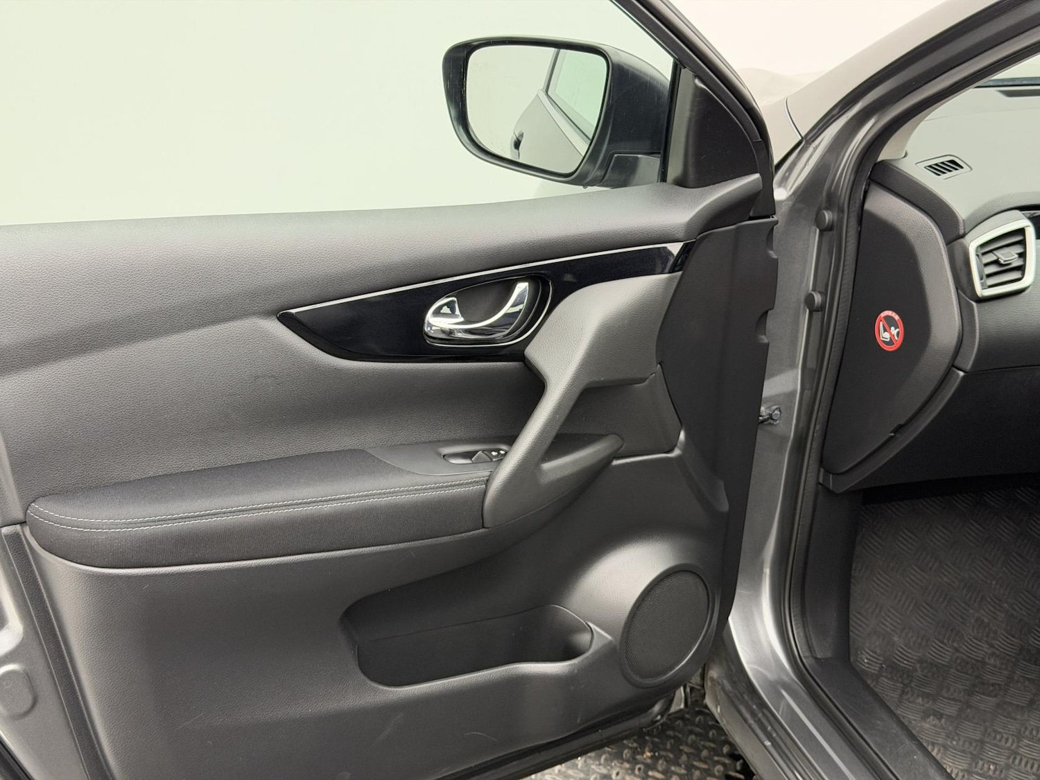 Used Nissan Qashqai 2016 for sale - 76709816: Photo 22