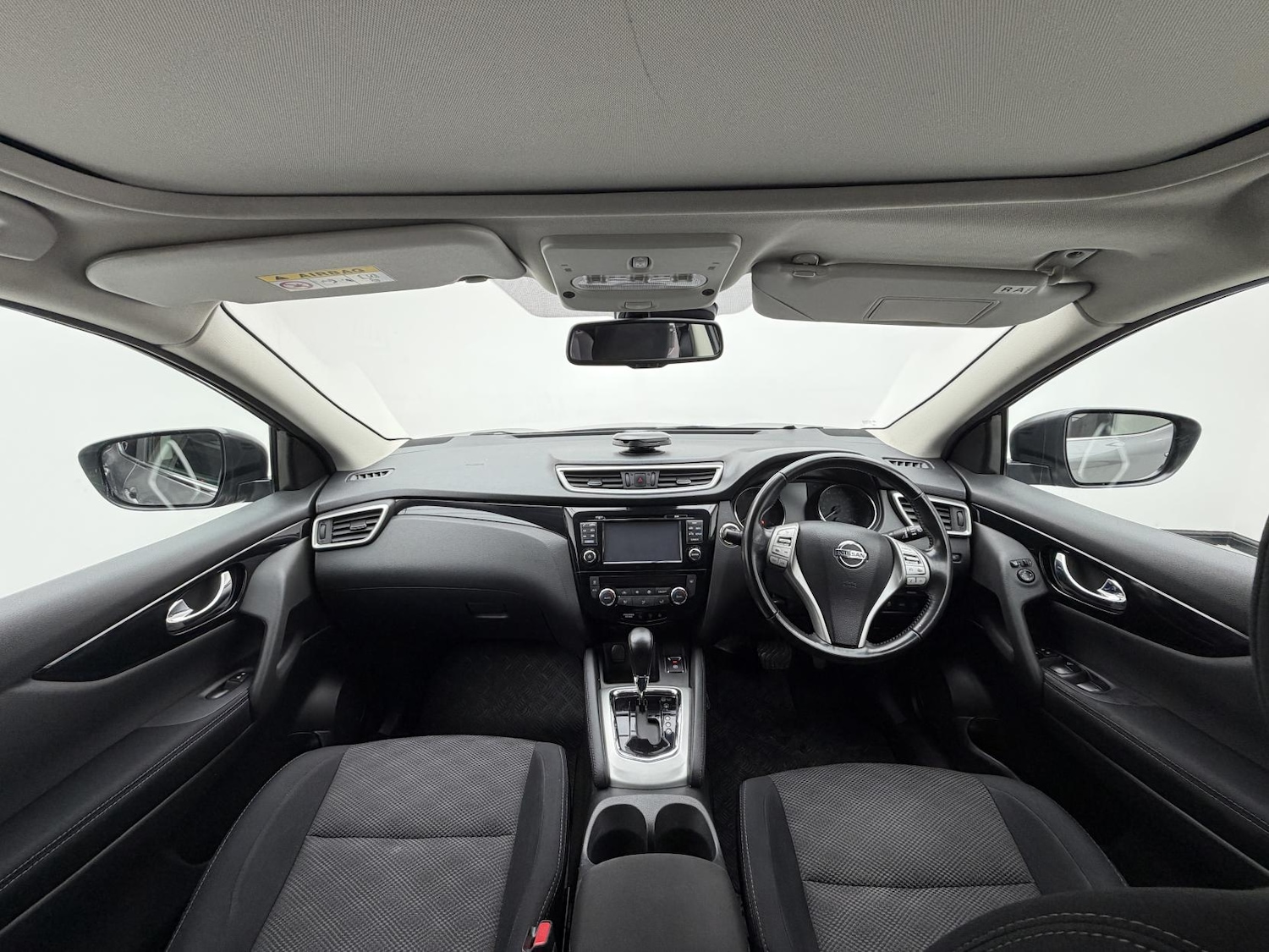 Used Nissan Qashqai 2016 for sale - 76709816: Photo 24