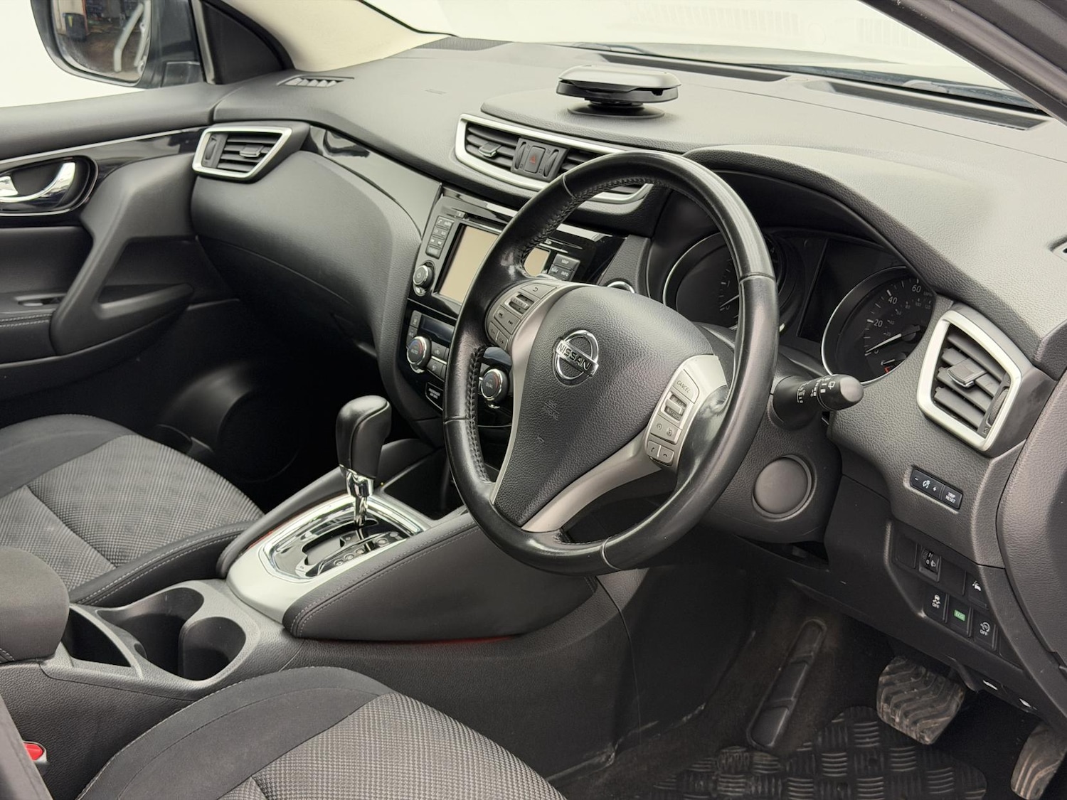 Used Nissan Qashqai 2016 for sale - 76709816: Photo 25