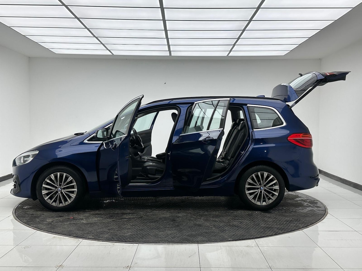 Used BMW 2 Series 2018 for sale - 76840752: Photo 11