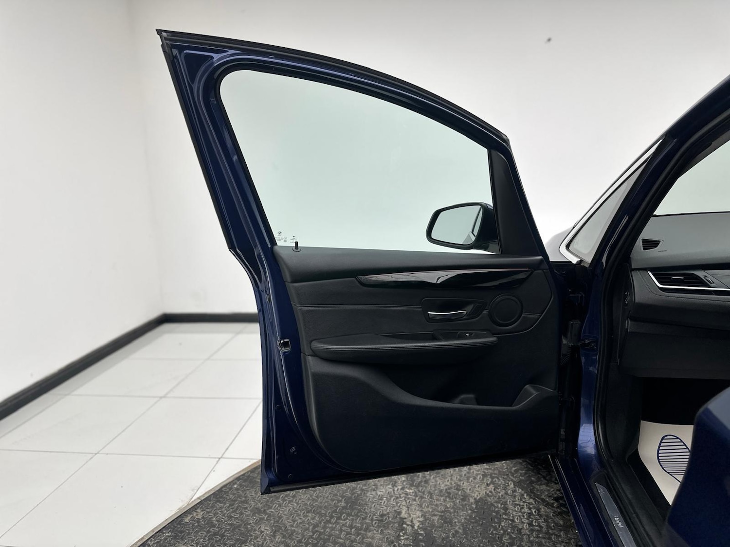 Used BMW 2 Series 2018 for sale - 76840752: Photo 50