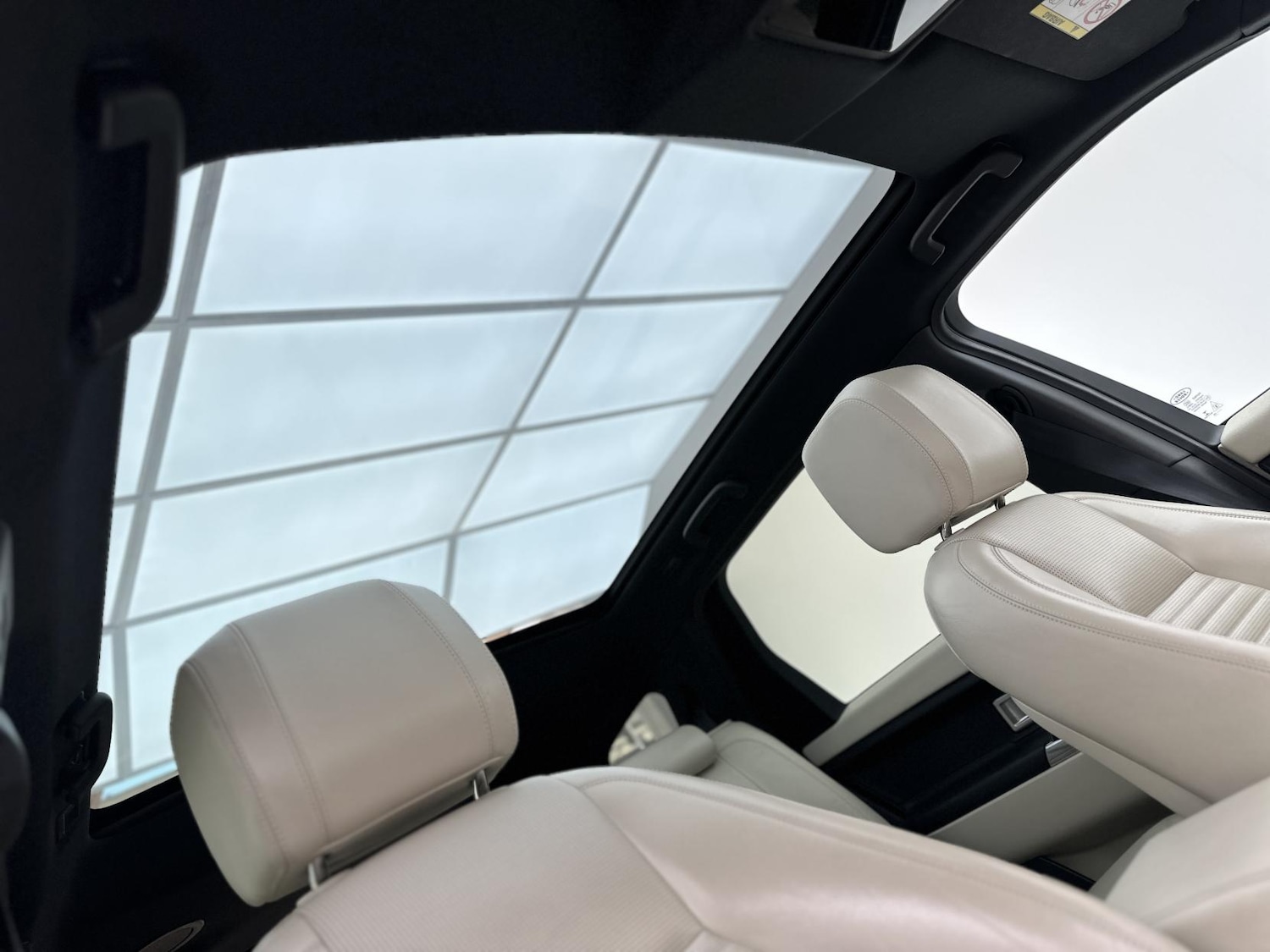 Used Land Rover Discovery Sport 2016 for sale - 77045548: Photo 19