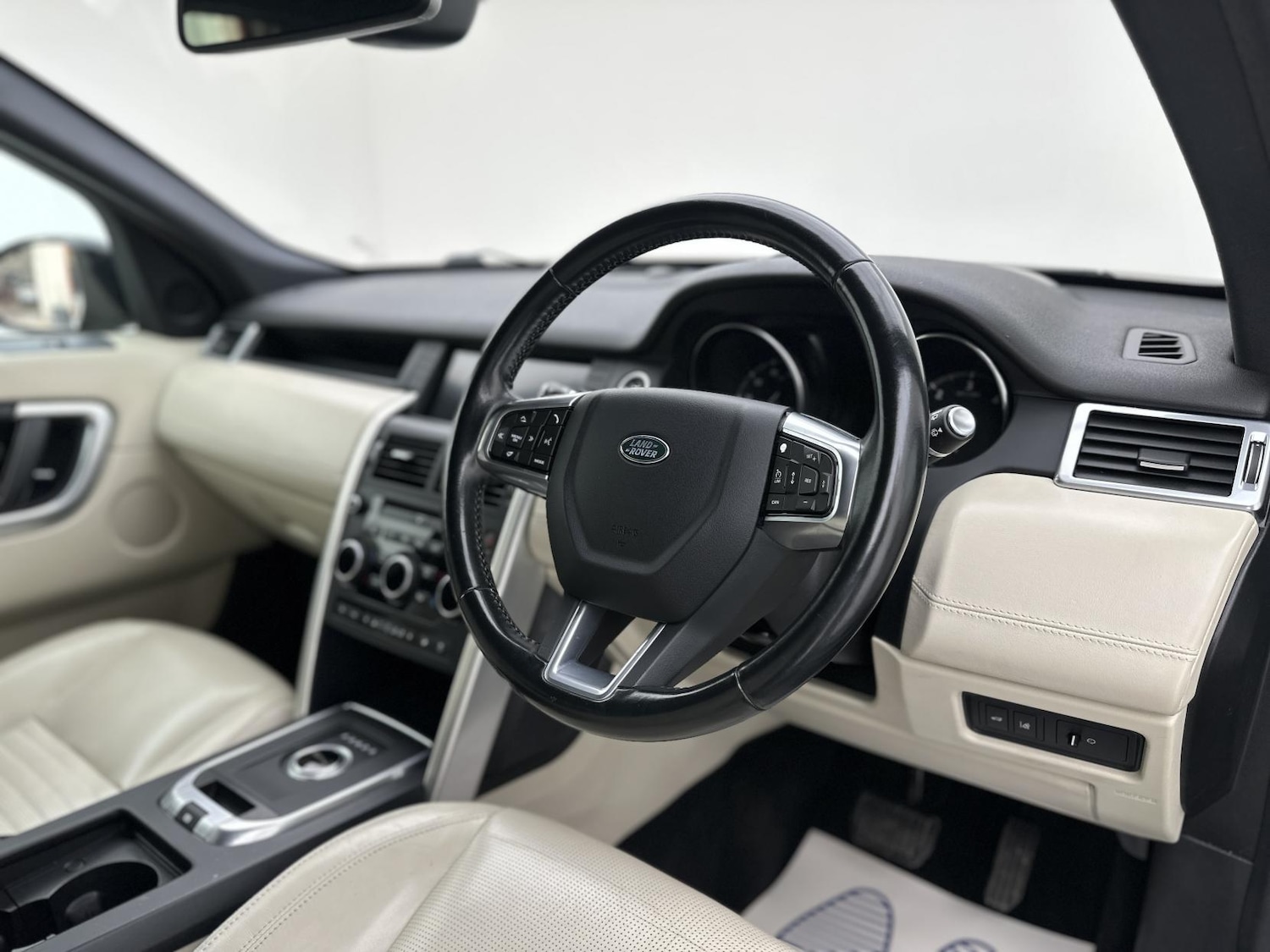 Used Land Rover Discovery Sport 2016 for sale - 77045548: Photo 21