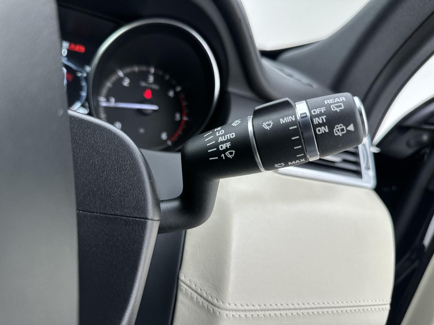 Used Land Rover Discovery Sport 2016 for sale - 77045548: Photo 27