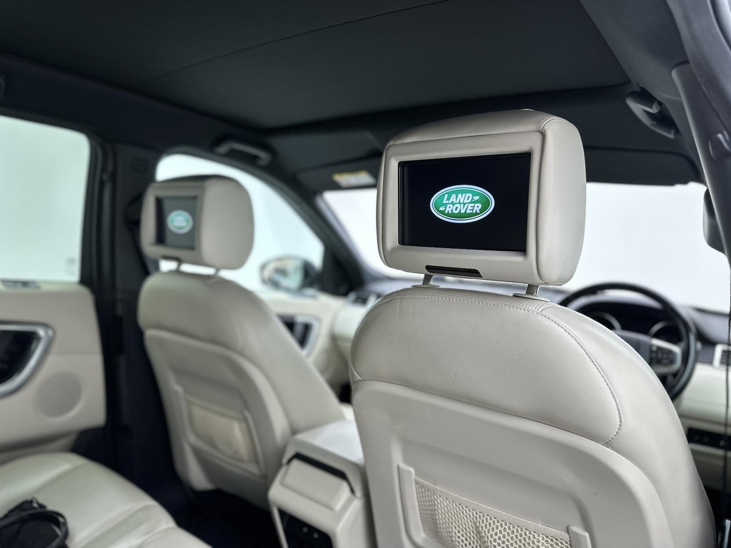 Used Land Rover Discovery Sport 2016 for sale - 77045548: Photo 30