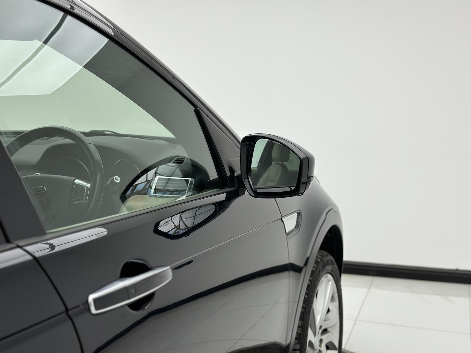 Used Land Rover Discovery Sport 2016 for sale - 77045548: Photo 59