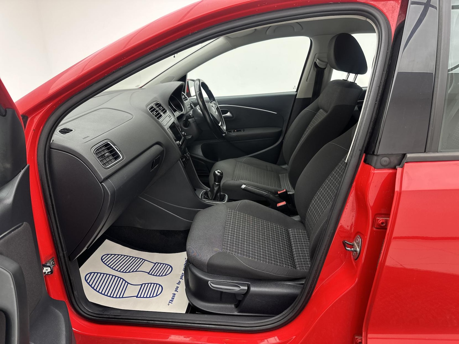 Used Volkswagen Polo 2014 for sale - 77127774: Photo 32