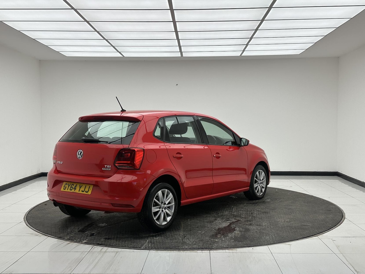 Used Volkswagen Polo 2014 for sale - 77127774: Photo 8