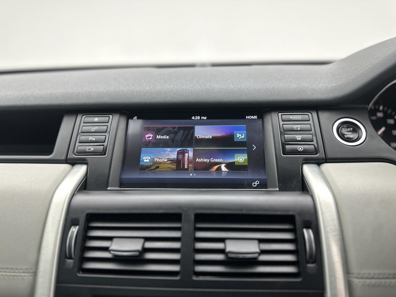 Used Land Rover Discovery Sport 2017 for sale - 77277675: Photo 35