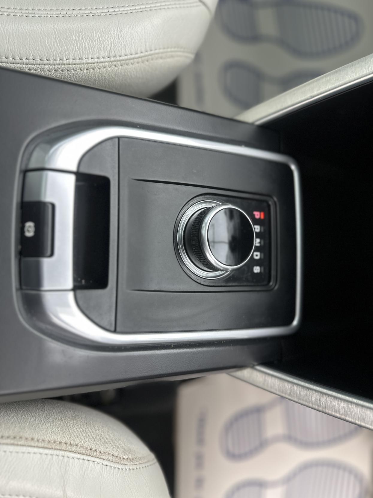 Used Land Rover Discovery Sport 2017 for sale - 77277675: Photo 41