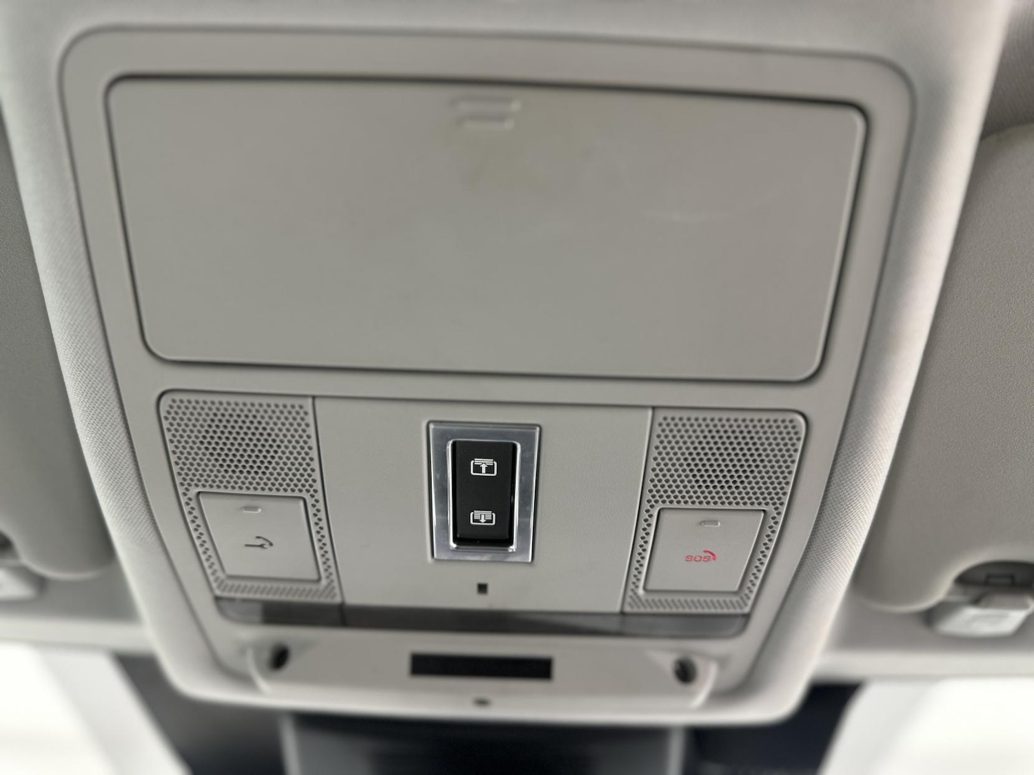 Used Land Rover Discovery Sport 2017 for sale - 77277675: Photo 45