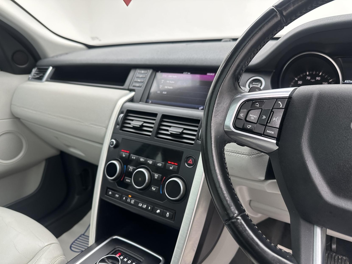 Used Land Rover Discovery Sport 2017 for sale - 77277675: Photo 54