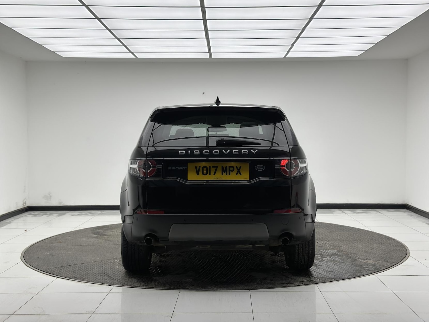 Used Land Rover Discovery Sport 2017 for sale - 77277675: Photo 6