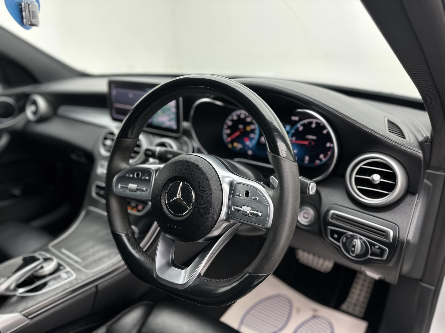 Used Mercedes-Benz C Class 2020 for sale - 77385618: Photo 14