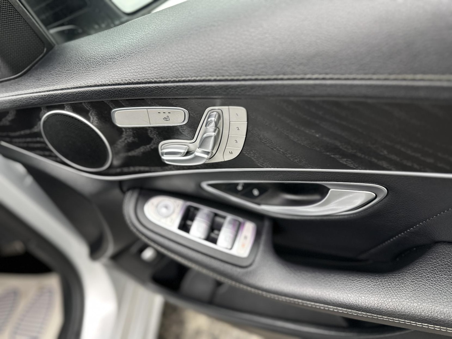 Used Mercedes-Benz C Class 2020 for sale - 77385618: Photo 19