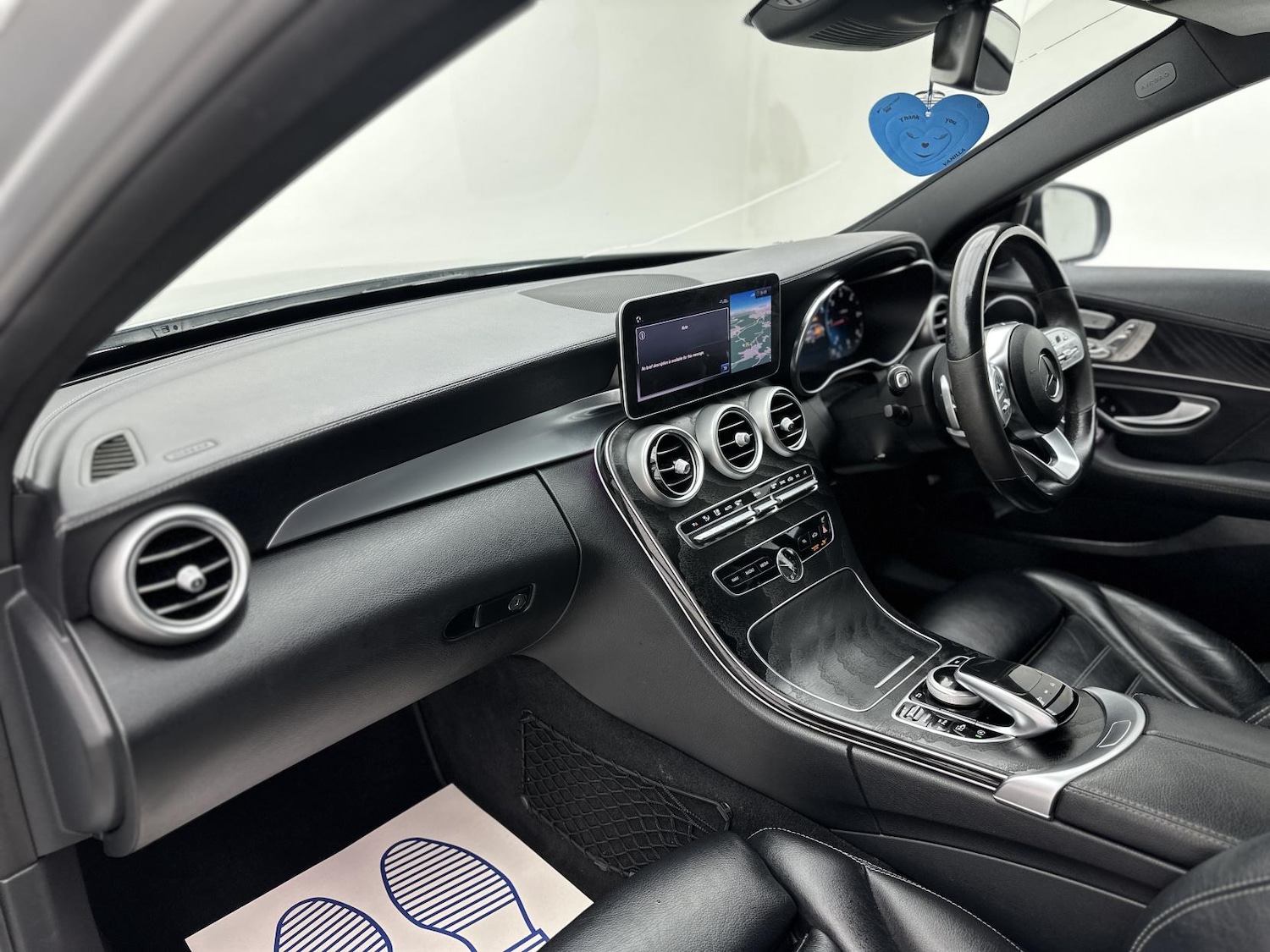 Used Mercedes-Benz C Class 2020 for sale - 77385618: Photo 31