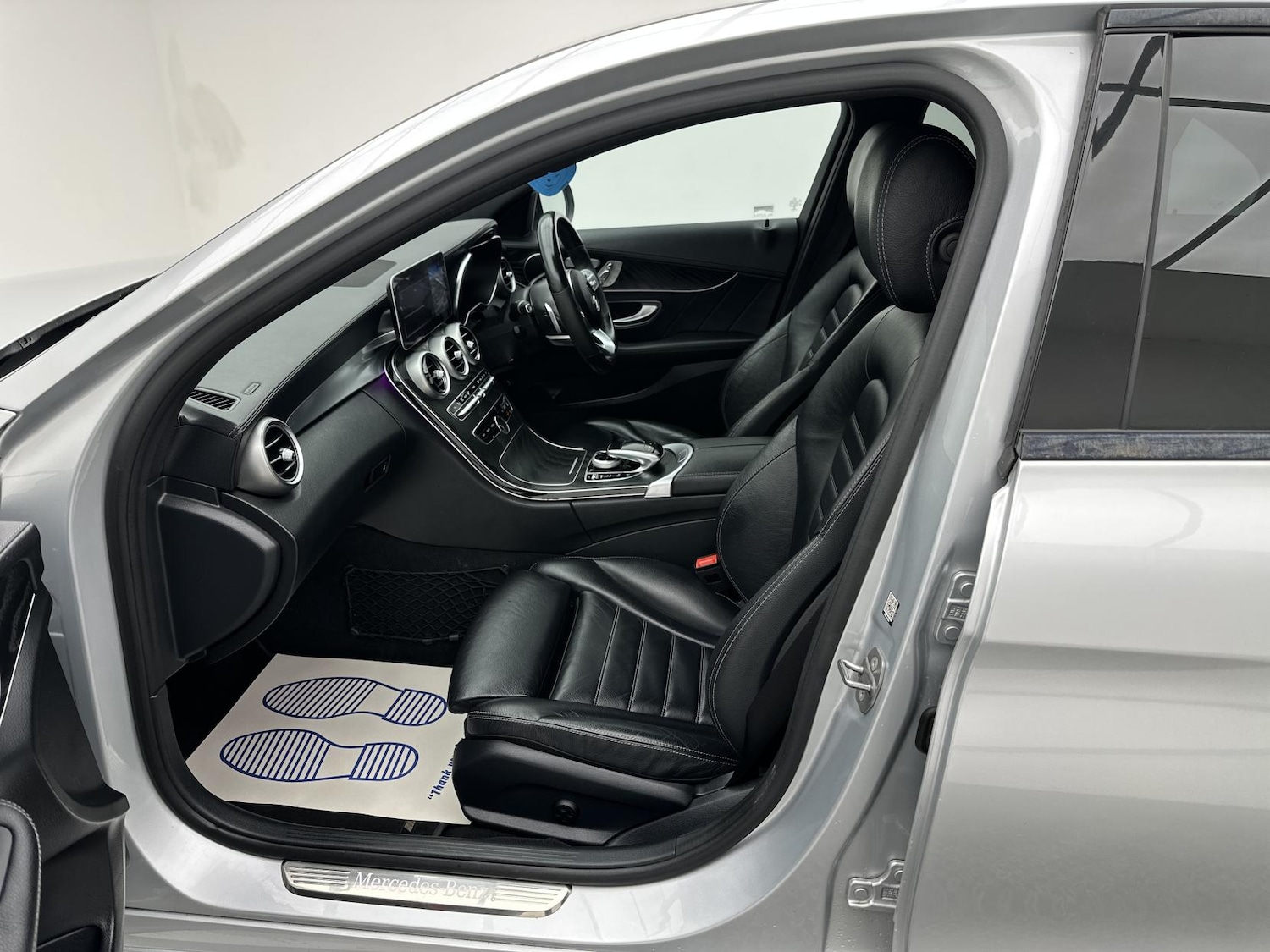 Used Mercedes-Benz C Class 2020 for sale - 77385618: Photo 33