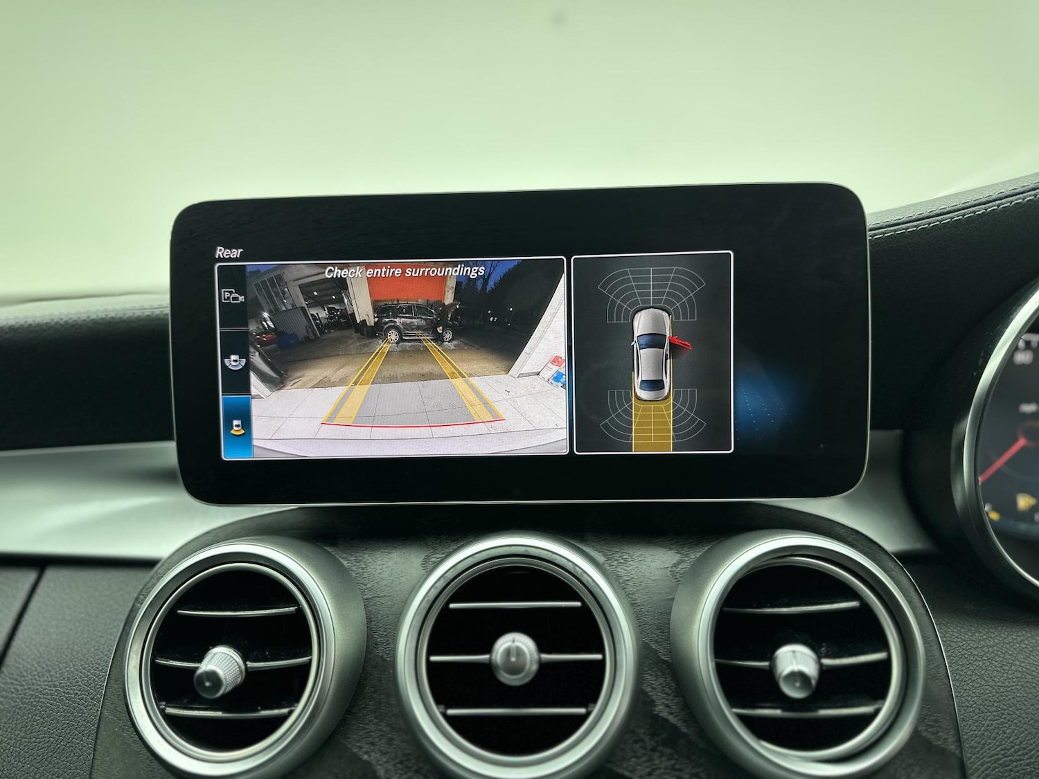 Used Mercedes-Benz C Class 2020 for sale - 77385618: Photo 43