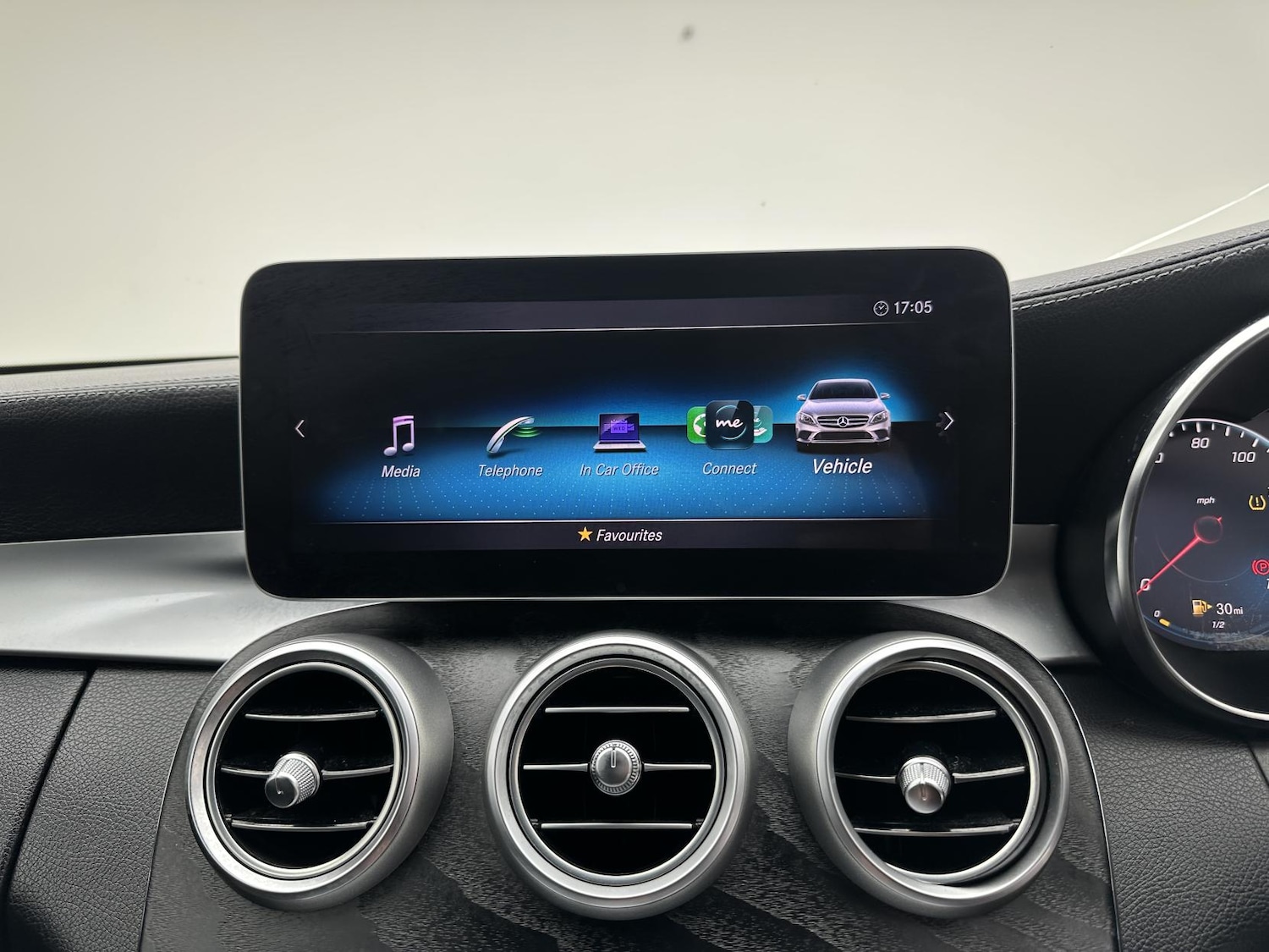 Used Mercedes-Benz C Class 2020 for sale - 77385618: Photo 45