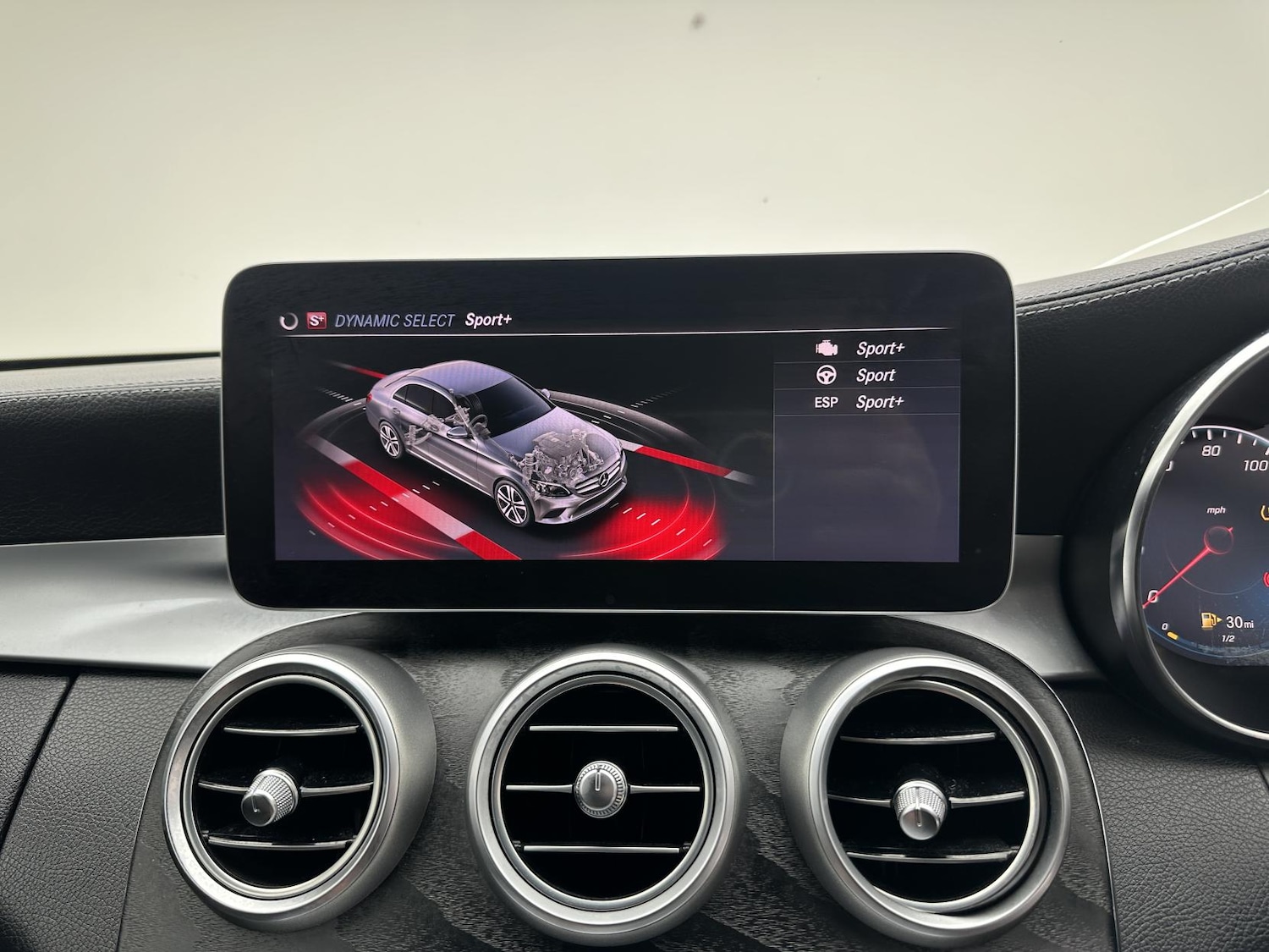 Used Mercedes-Benz C Class 2020 for sale - 77385618: Photo 46