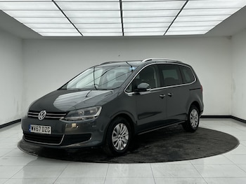 Used Volkswagen Sharan 2017 for sale - 78899352: Photo
