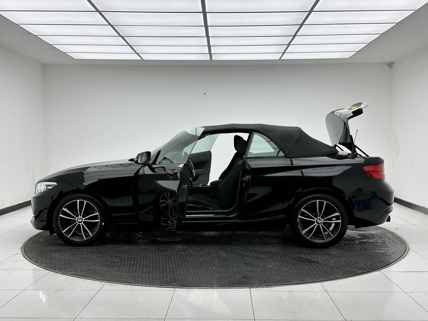 Used BMW 2 Series 2018 for sale - 77519418: Photo 12