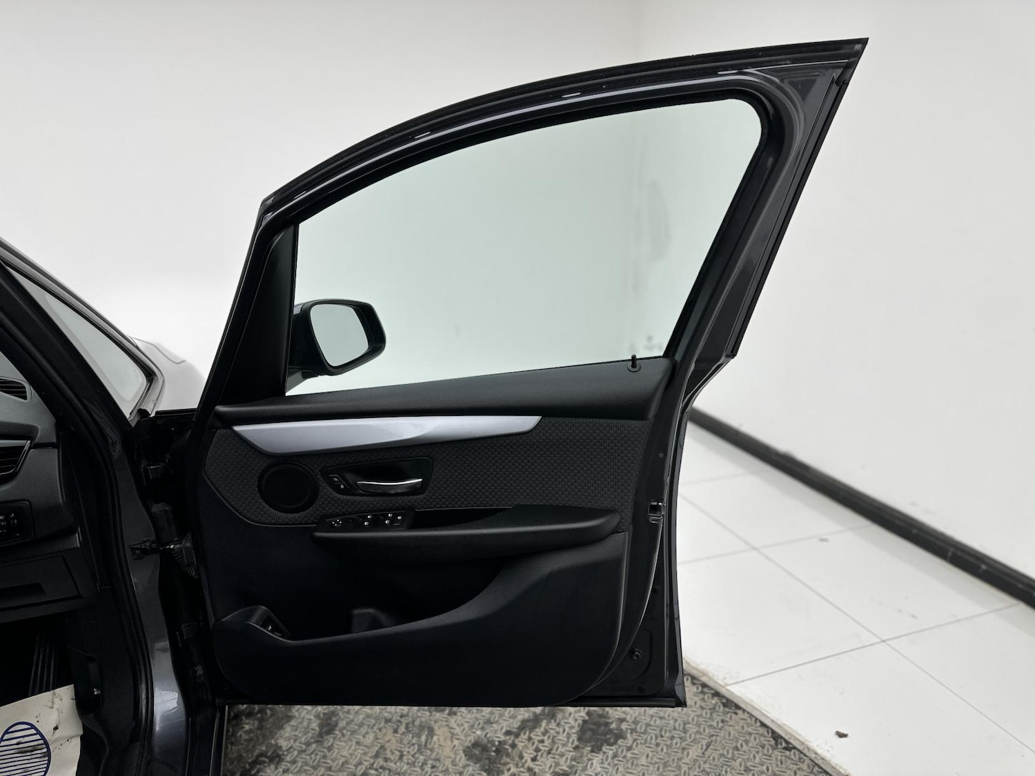 Used BMW 2 Series 2017 for sale - 77736235: Photo 18