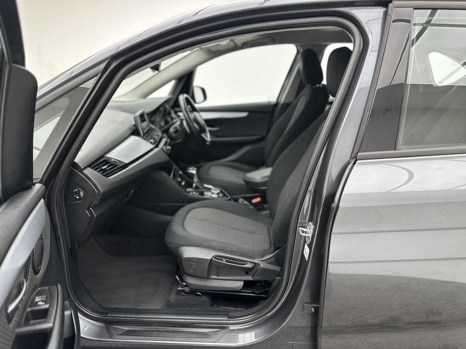 Used BMW 2 Series 2017 for sale - 77736235: Photo 33