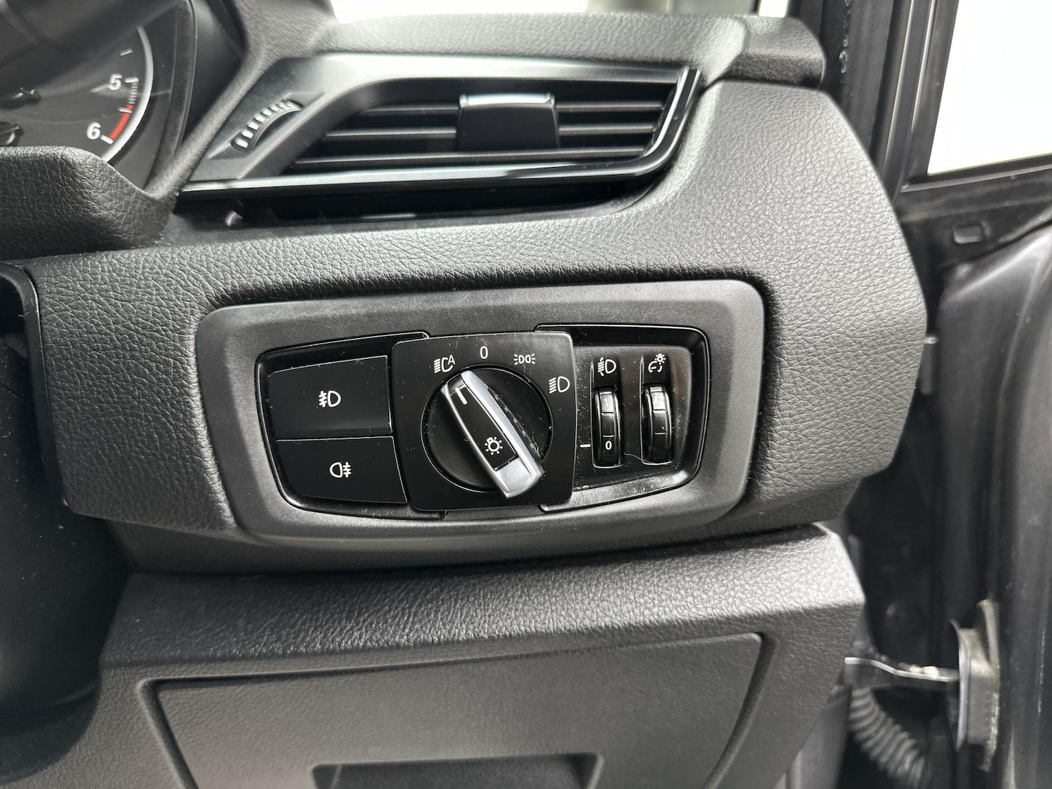 Used BMW 2 Series 2017 for sale - 77736235: Photo 38