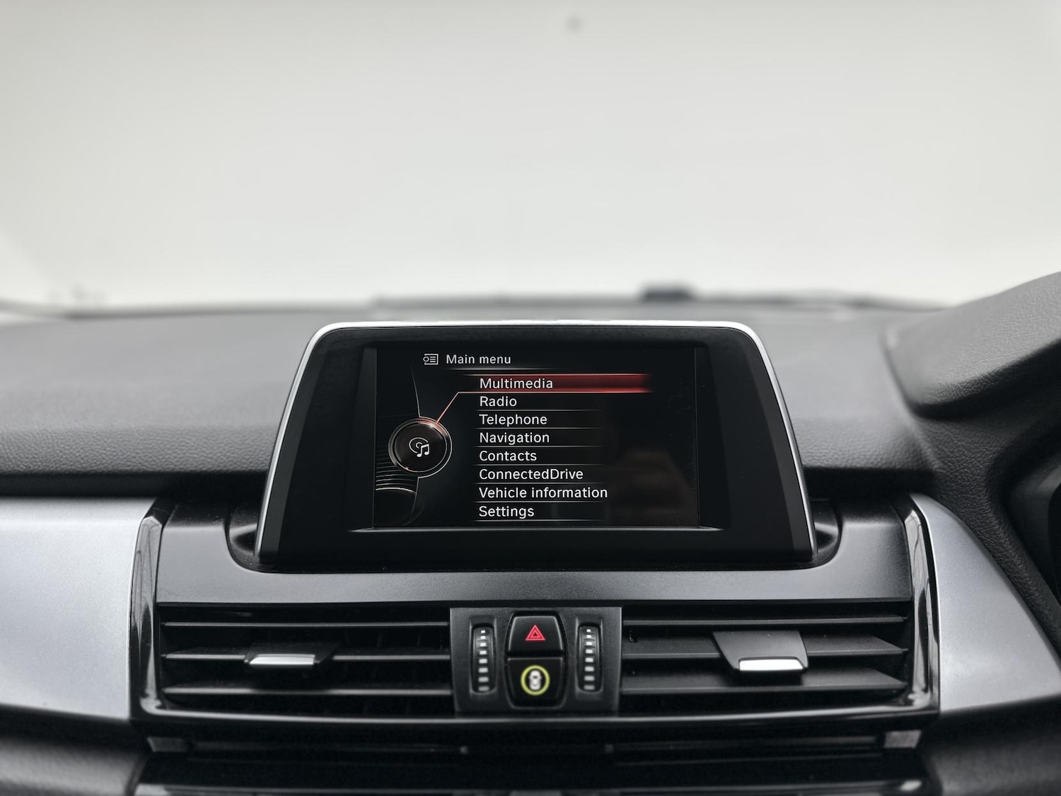 Used BMW 2 Series 2017 for sale - 77736235: Photo 40