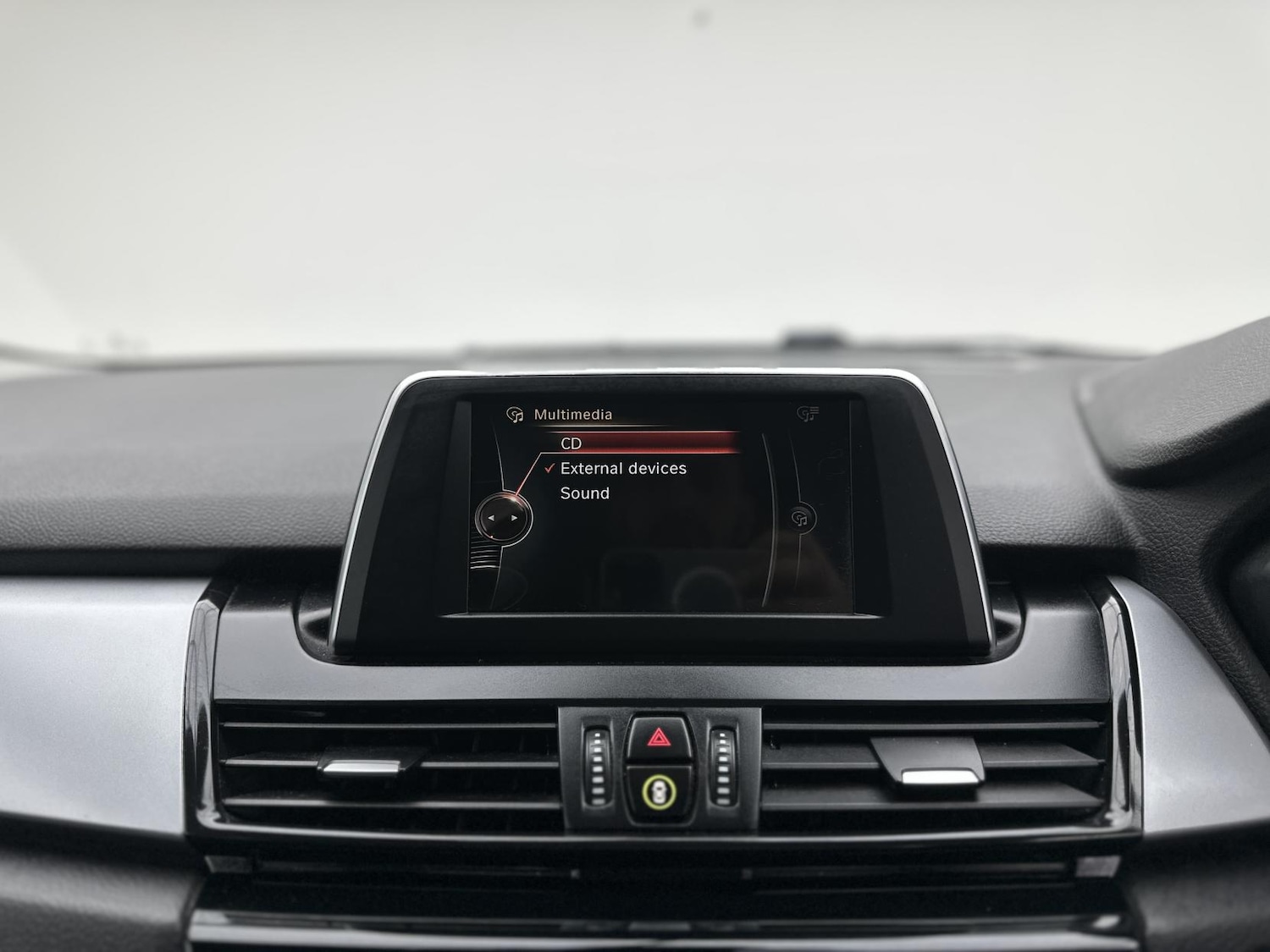 Used BMW 2 Series 2017 for sale - 77736235: Photo 41