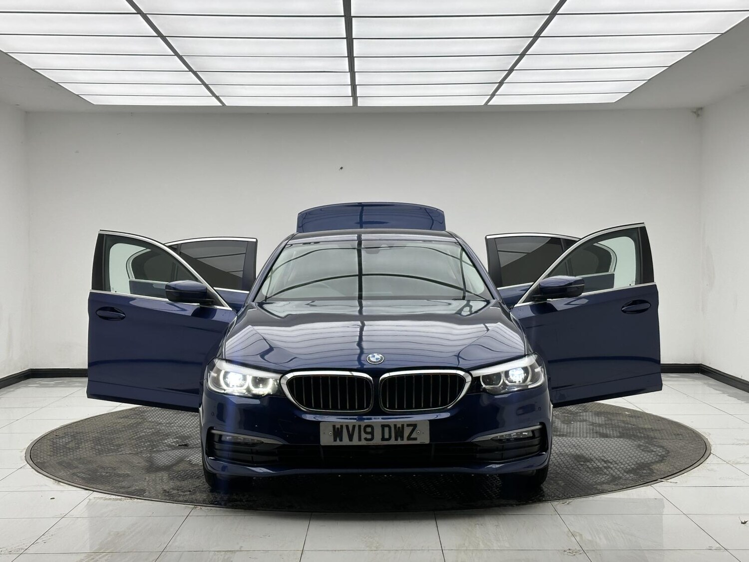 Used BMW 5 Series 2019 for sale - 77495152: Photo 11