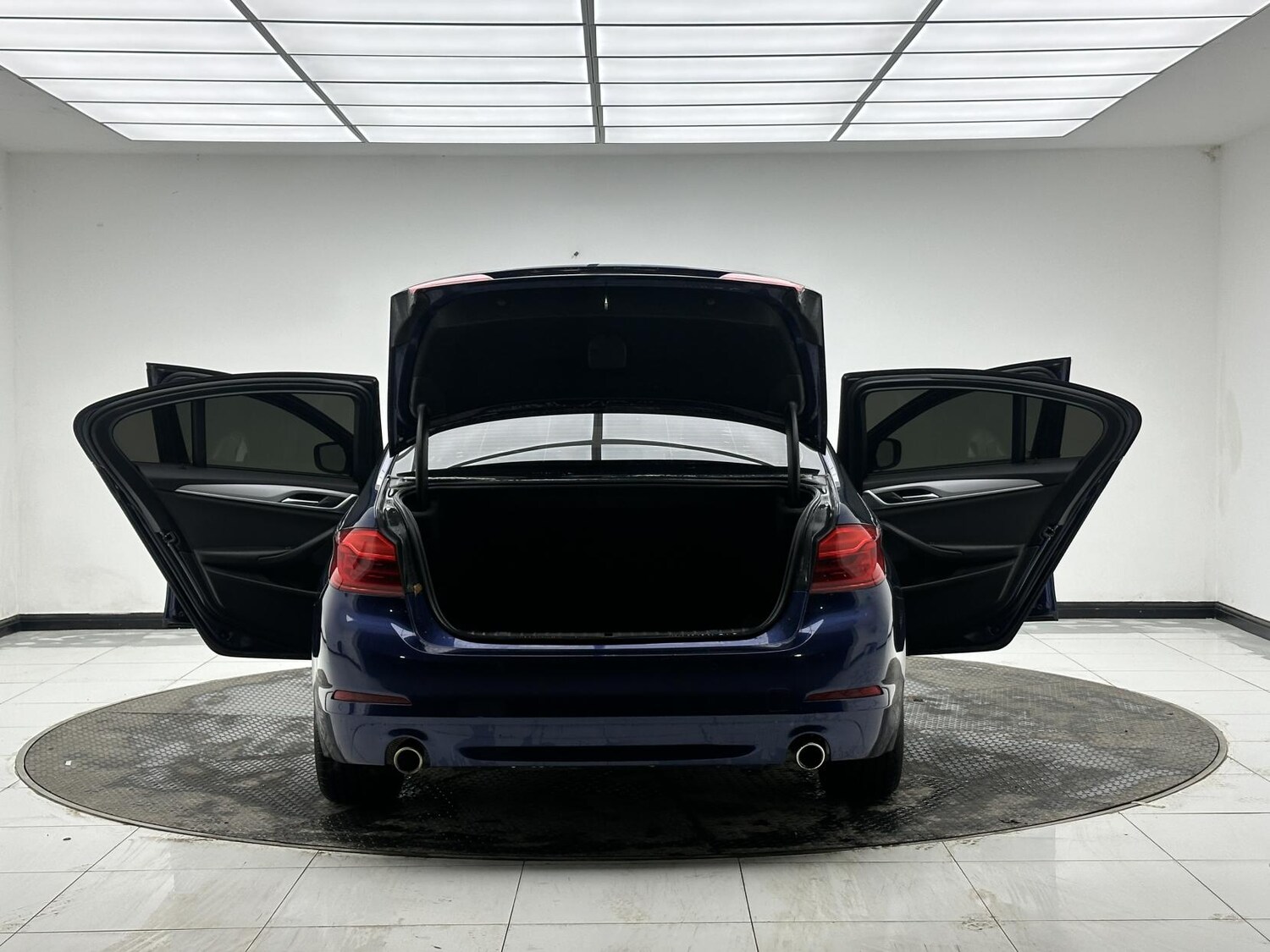 Used BMW 5 Series 2019 for sale - 77495152: Photo 13