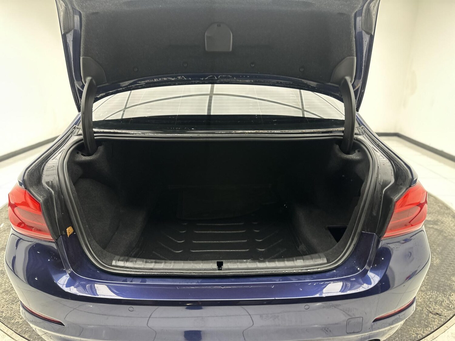 Used BMW 5 Series 2019 for sale - 77495152: Photo 25