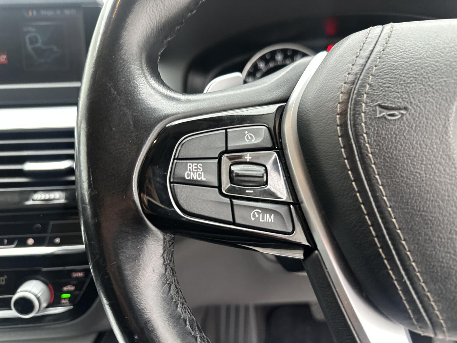 Used BMW 5 Series 2019 for sale - 77495152: Photo 31