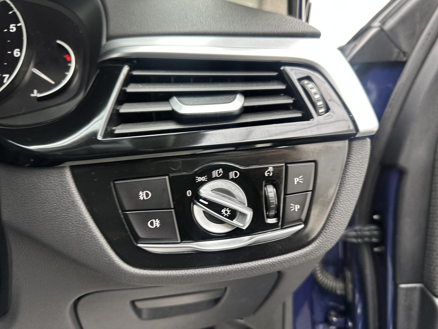 Used BMW 5 Series 2019 for sale - 77495152: Photo 36