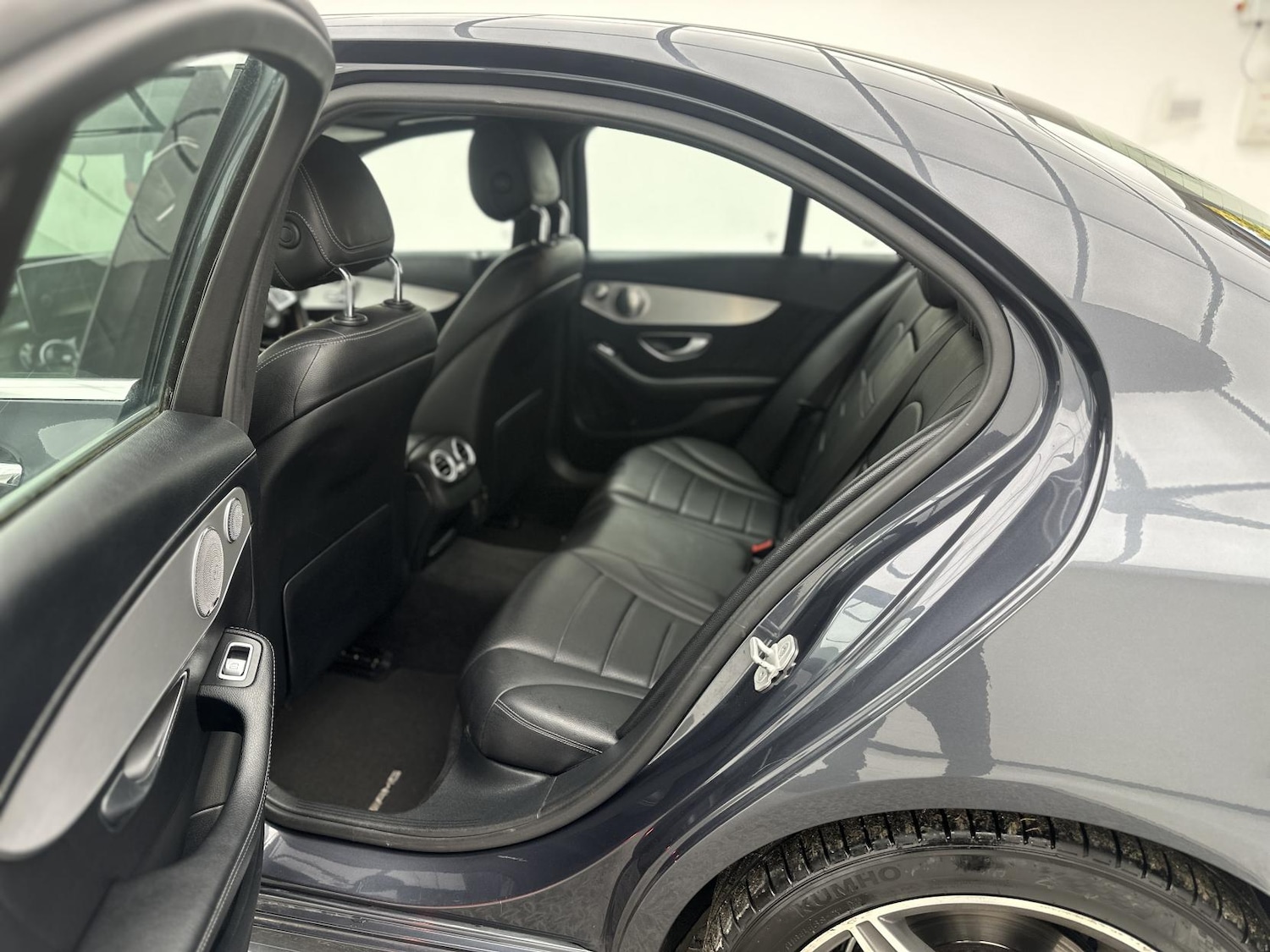 Used Mercedes-Benz C Class 2015 for sale - 77934609: Photo 24