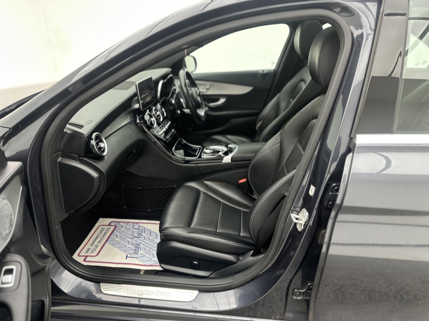 Used Mercedes-Benz C Class 2015 for sale - 77934609: Photo 31