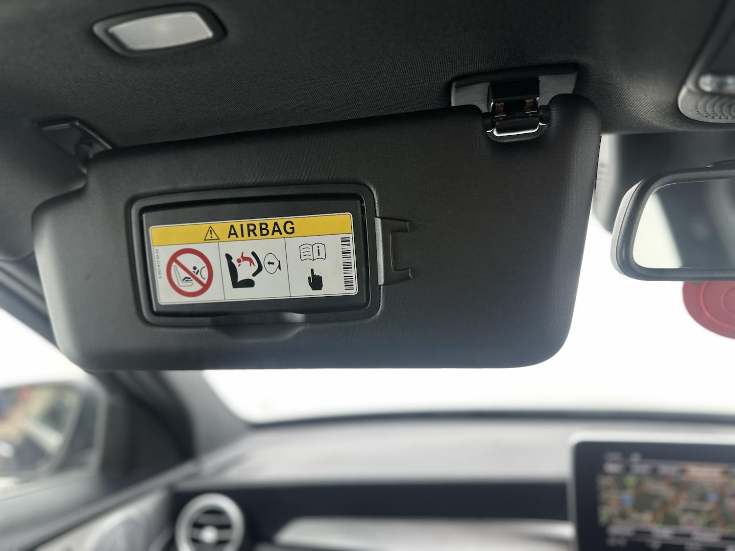 Used Mercedes-Benz C Class 2015 for sale - 77934609: Photo 51